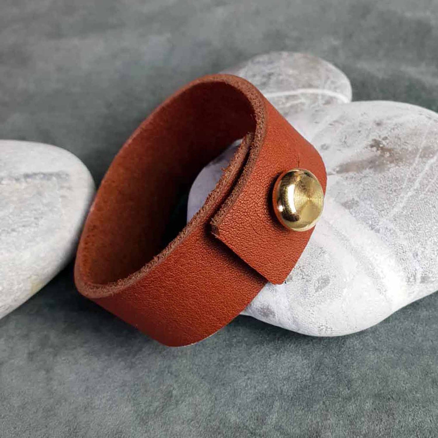 Tan Leather Bracelet With Large Brass Button