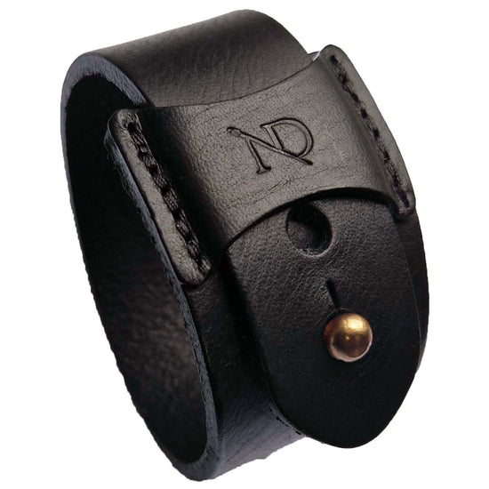 Load image into Gallery viewer, Finsbury Black Leather Bracelet
